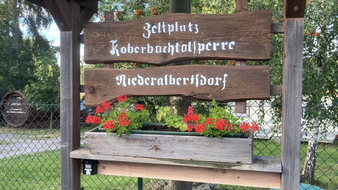 Langenbernsdorf Campingplatz Koberbachtalsperre - Campingfass Mieten מראה חיצוני תמונה
